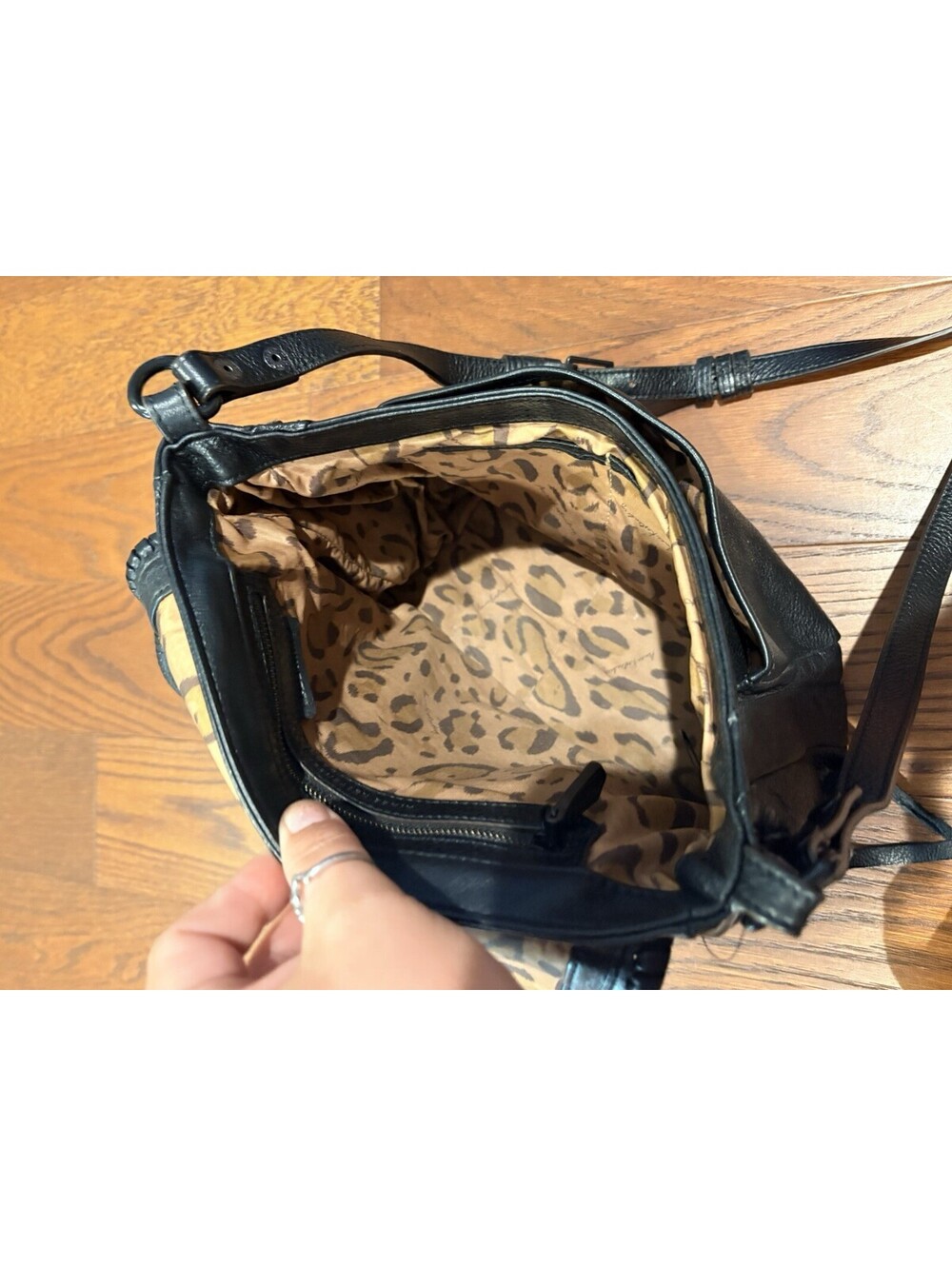Aimee Kestenberg Black Leather Shoulder Crossbody Bag - Picture 8 of 10